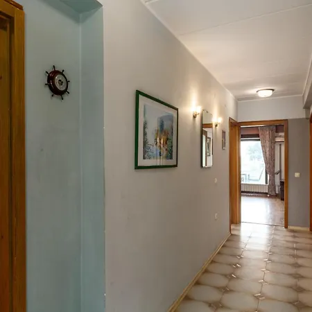Apartmetns Latice *