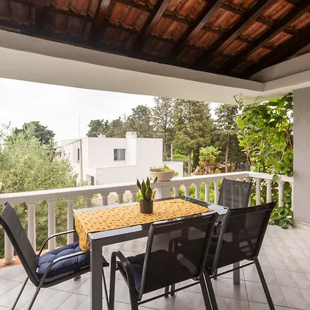 Guest house Apartmetns Latice *