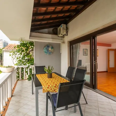 Vendégház Latice Umag